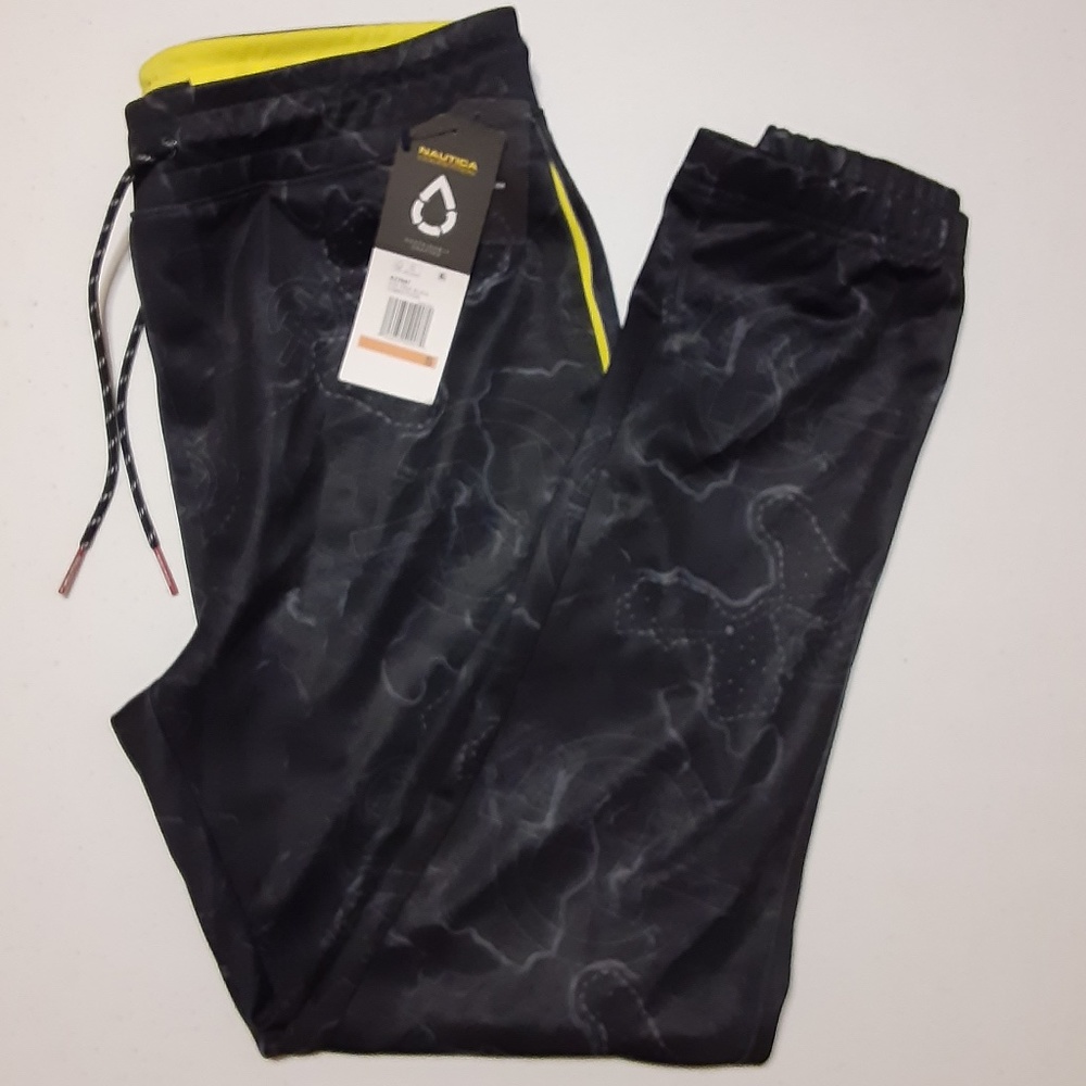 Nautica Competition Sustainably Crafted Printed Joggers